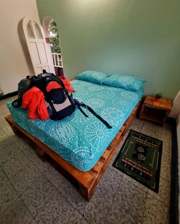 Tatami Hostel 布卡拉曼加 外观 照片